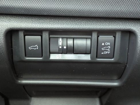 Used 2026 Subaru Forester Premium AWD/4WD image 24