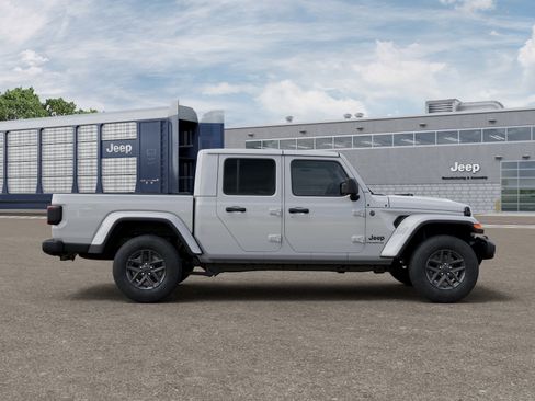 New 2026 Jeep Gladiator Sport AWD/4WD image 12