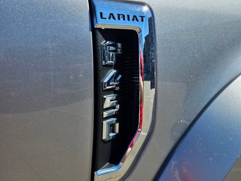 Used 2021 Ford F450 Lariat w/ Lariat Ultimate Package AWD/4WD image 4