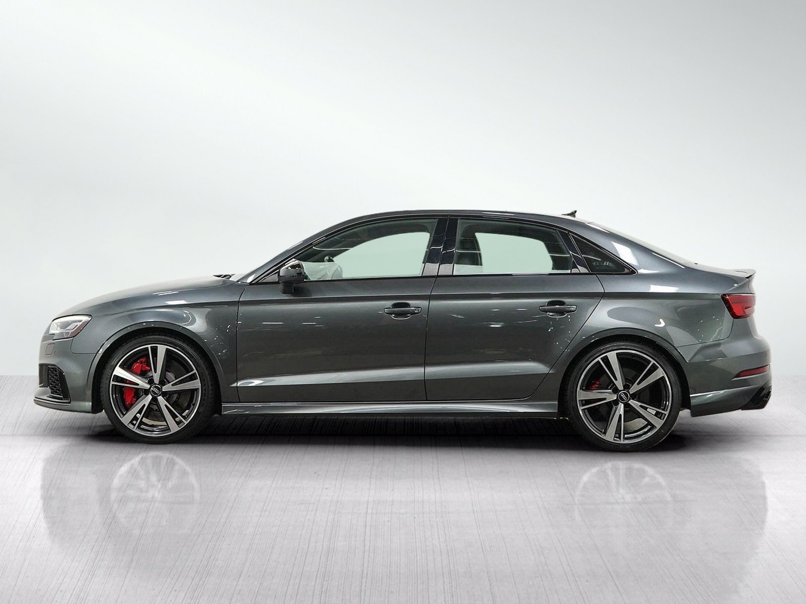 Used 2018 Audi RS 3 AWD/4WD image 2