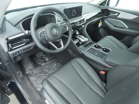 Used 2026 Acura MDX FWD image 11