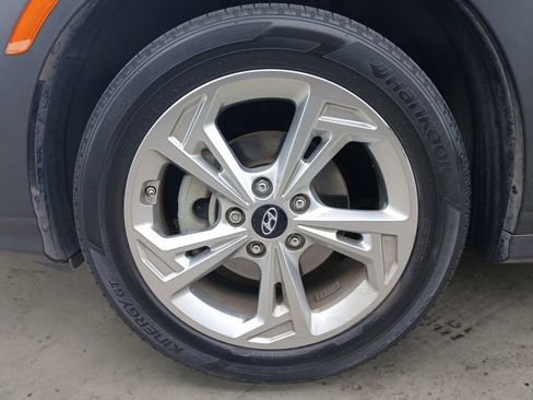 Used 2022 Hyundai Kona SEL w/ Cargo Package FWD image 14