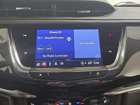 Used 2024 Cadillac XT6 Sport image 18