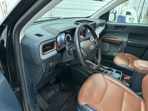 Used 2022 Ford Maverick Lariat w/ Lariat Luxury Package image 9