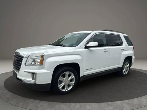 Used 2017 GMC Terrain SLE w/ Convenience Package FWD image 1