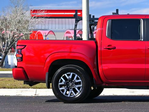 Used 2024 Nissan Frontier SL w/ Technology Package image 5