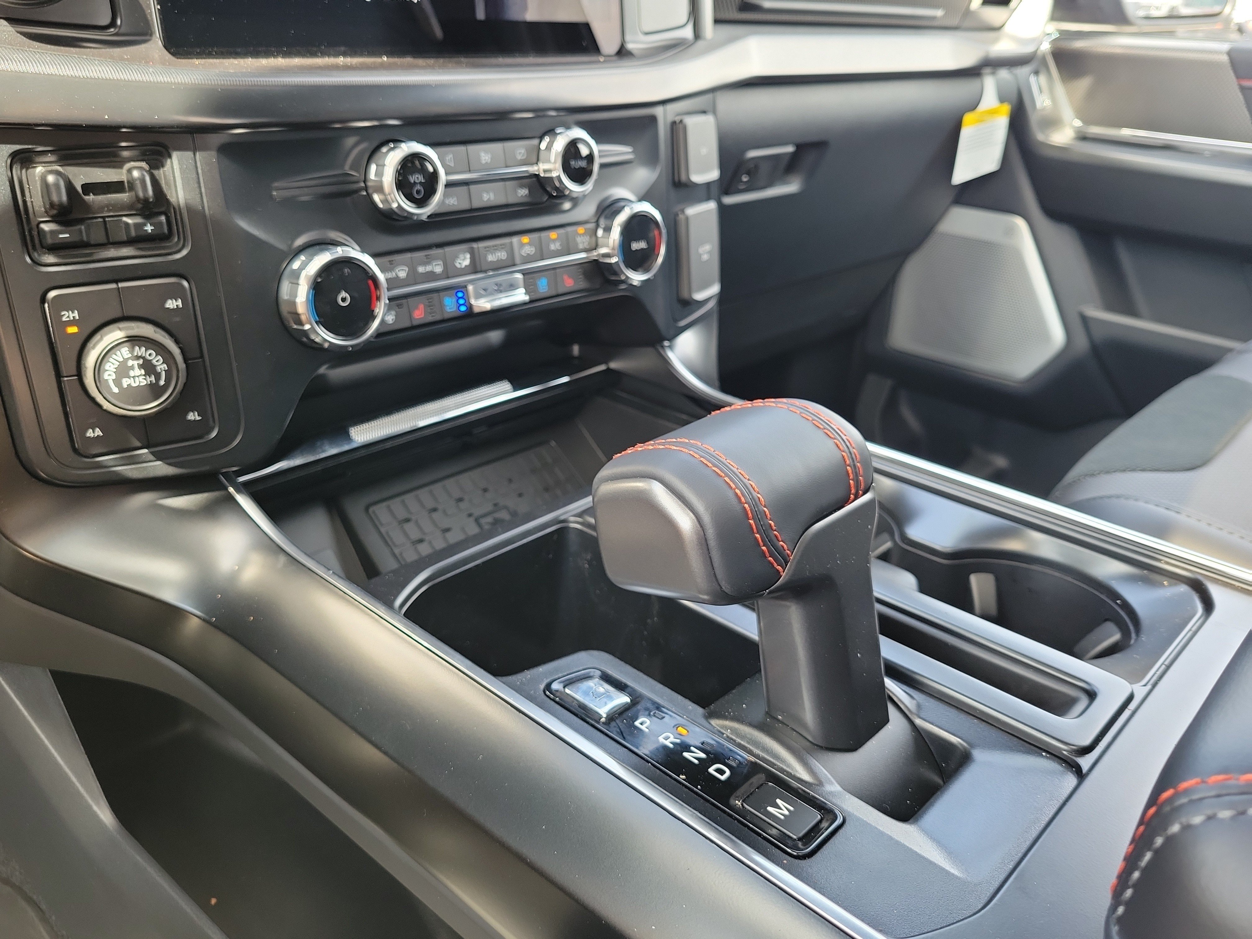 New 2026 Ford F150 Raptor AWD/4WD image 18