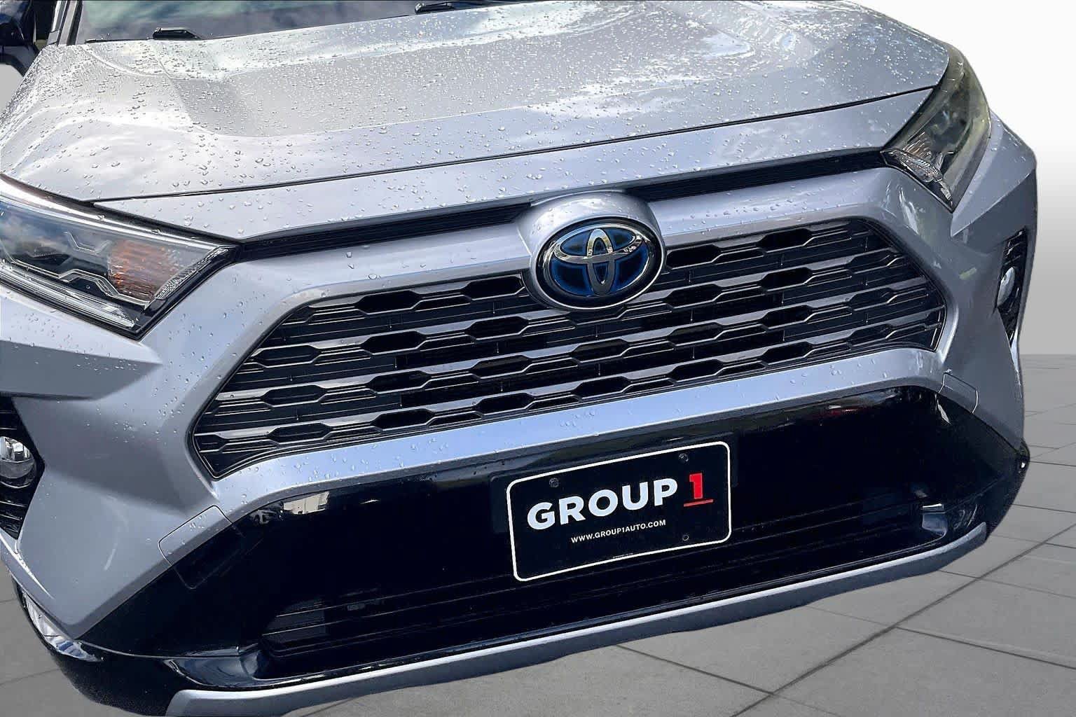 Used 2019 Toyota RAV4 XSE AWD/4WD image 31