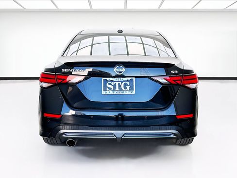 Used 2021 Nissan Sentra SR w/ SR Premium Package FWD image 5