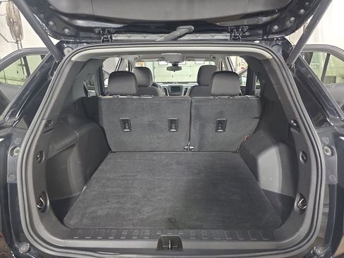 Used 2024 Chevrolet Equinox LT image 12