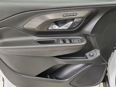 Certified 2021 GMC Terrain SLT w/ Elevation Edition image 19