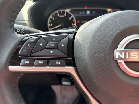 Used 2023 Nissan Altima 2.5 SL AWD/4WD image 18