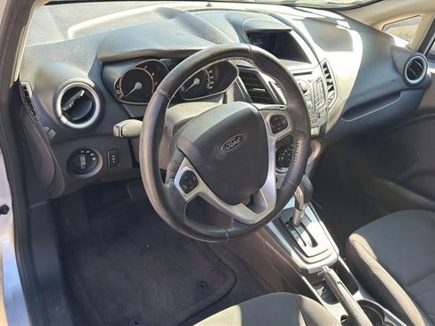 Used 2014 Ford Fiesta SE image 11