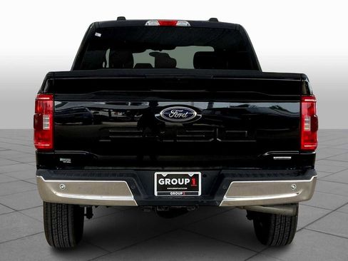 Used 2021 Ford F150 XLT image 4