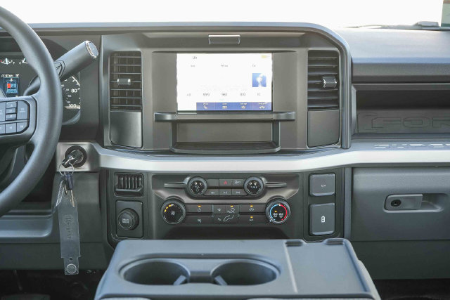 New 2025 Ford F250 XL w/ XL Driver Assist Package RWD image 24