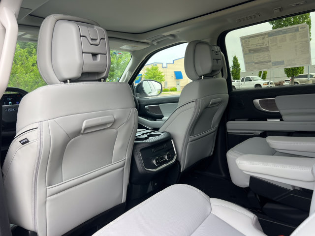 New 2026 Ford Expedition Max Platinum w/ Platinum Ultimate Package AWD/4WD image 39