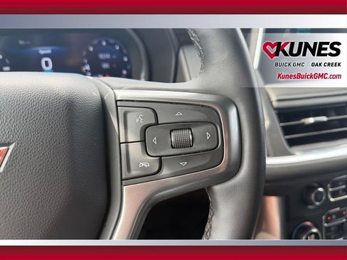 Used 2023 Chevrolet Tahoe Z71 w/ Luxury Package AWD/4WD image 18