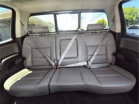 Used 2015 GMC Sierra 2500 SLT w/ Duramax Plus Package AWD/4WD image 3