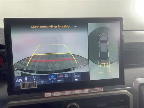 New 2025 Toyota Tacoma TRD Off-Road image 19