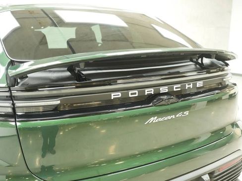 New 2026 Porsche Macan 4S Electric image 36