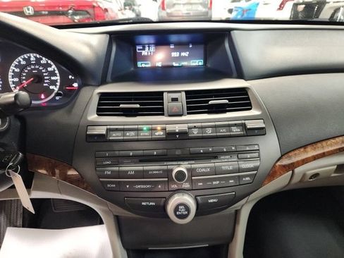 Used 2011 Honda Accord EX-L image 14