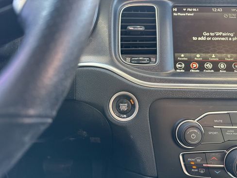 Used 2018 Dodge Charger GT image 14