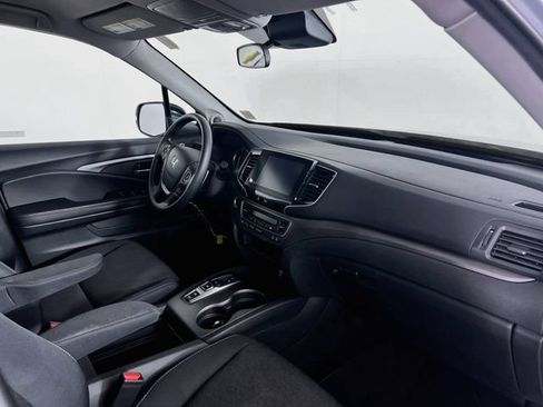 Used 2023 Honda Ridgeline Sport image 29