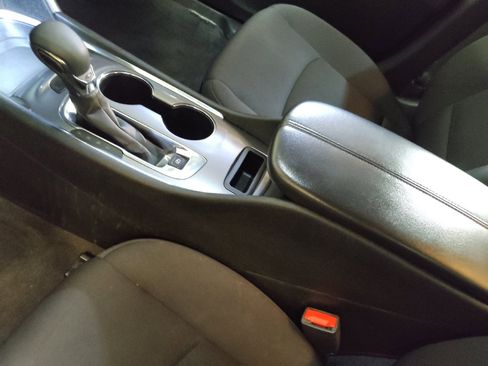 Used 2023 Chevrolet Malibu LT image 26