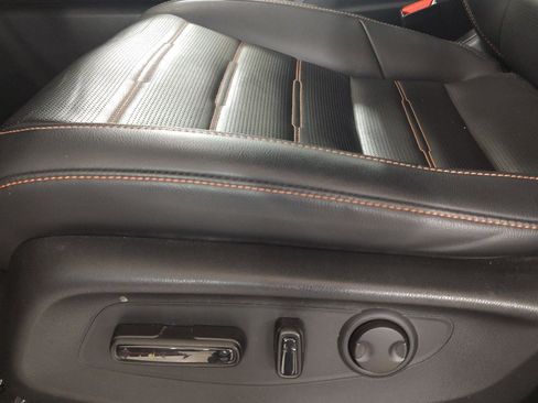 Used 2024 Honda CR-V Sport Touring image 3