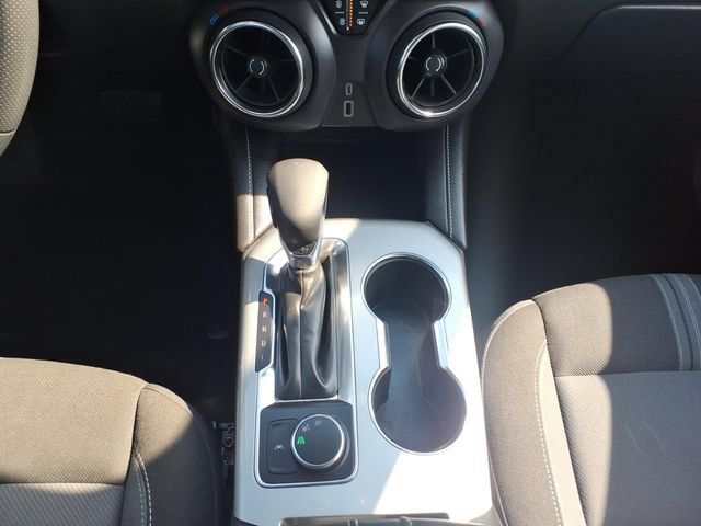 Used 2025 Chevrolet Blazer LT FWD image 18