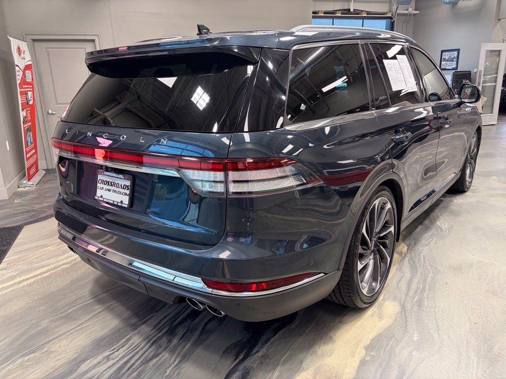 Used 2021 Lincoln Aviator Reserve w/ Equipment Group 202A AWD/4WD image 39
