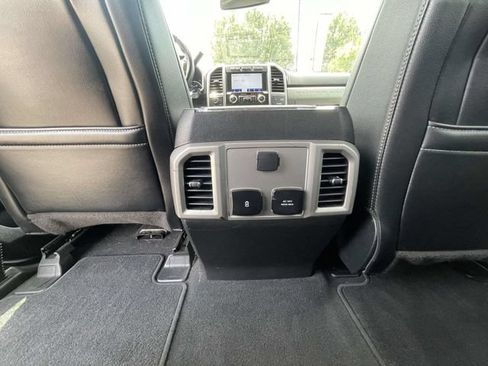 Certified 2020 Ford F250 Lariat w/ Lariat Value Package AWD/4WD image 18