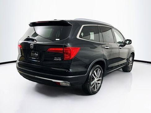 Used 2017 Honda Pilot Elite image 9
