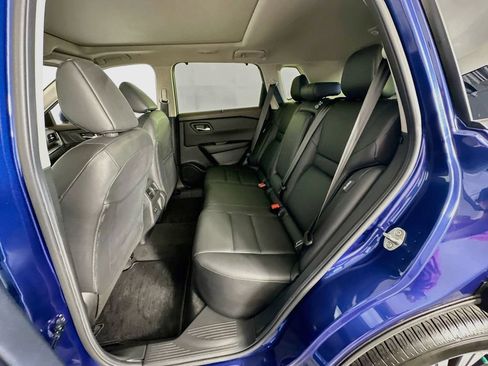 Certified 2023 Nissan Rogue SV w/ SV Premium B Package AWD/4WD image 34