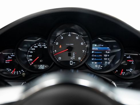 Used 2019 Porsche 911 Carrera 4S image 36