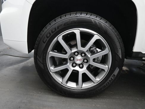 Used 2021 GMC Canyon Denali AWD/4WD image 11