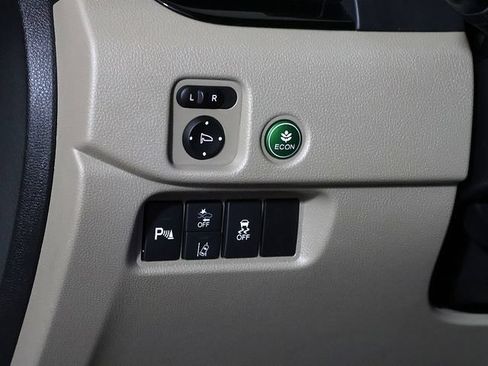 Used 2019 Honda Pilot Touring image 28