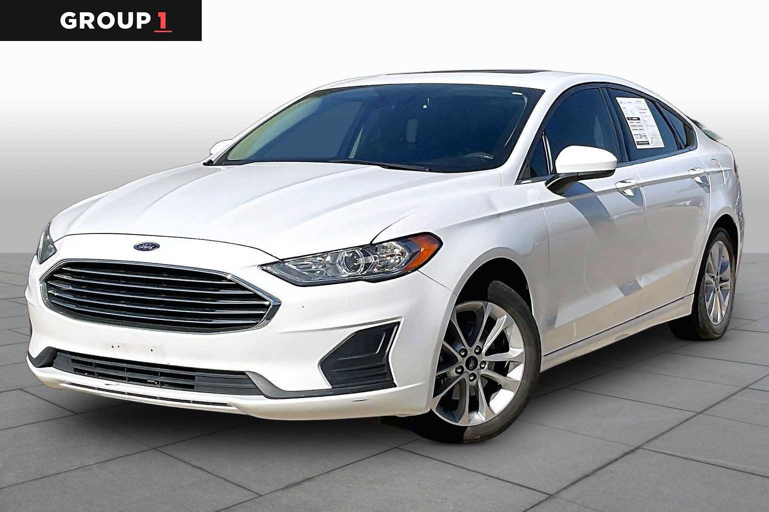 Used 2020 Ford Fusion SE FWD image 1