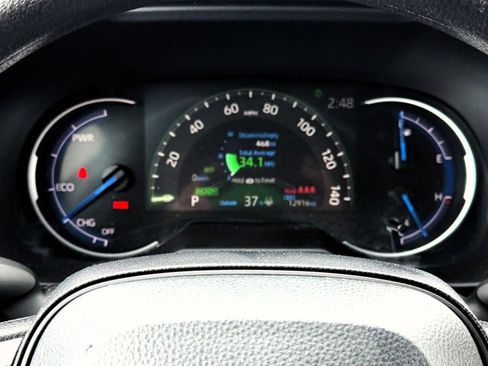 Used 2025 Toyota RAV4 LE AWD/4WD image 37