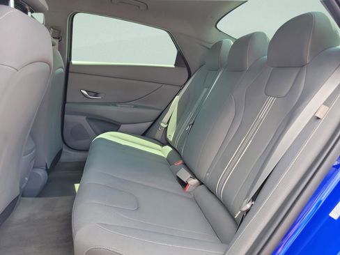 Certified 2024 Hyundai Elantra SEL FWD image 10