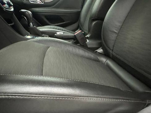 Used 2016 Buick Encore Convenience FWD image 20