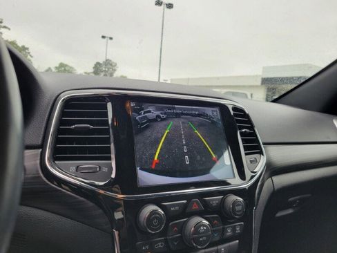 Used 2022 Jeep Grand Cherokee Laredo X RWD image 18