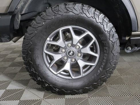 Used 2025 Ford Bronco Badlands AWD/4WD image 20