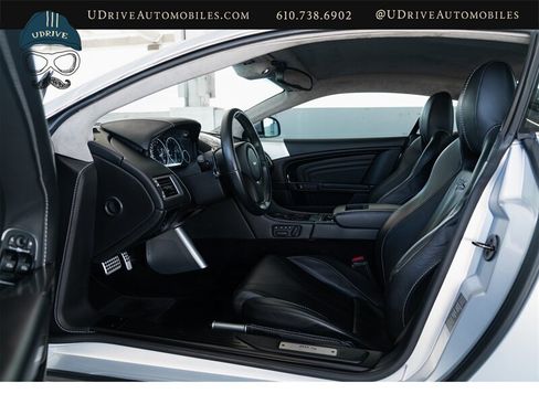 Used 2011 Aston Martin DBS Coupe RWD image 31