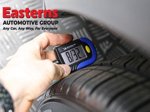 Used 2021 Tesla Model Y Long Range image 21