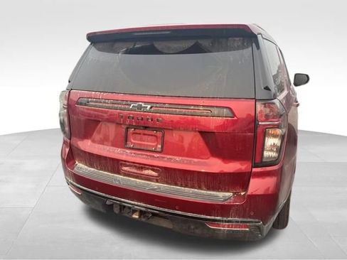 Used 2023 Chevrolet Tahoe Z71 w/ Luxury Package AWD/4WD image 19