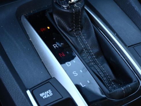 Used 2021 Honda Civic EX-L image 17