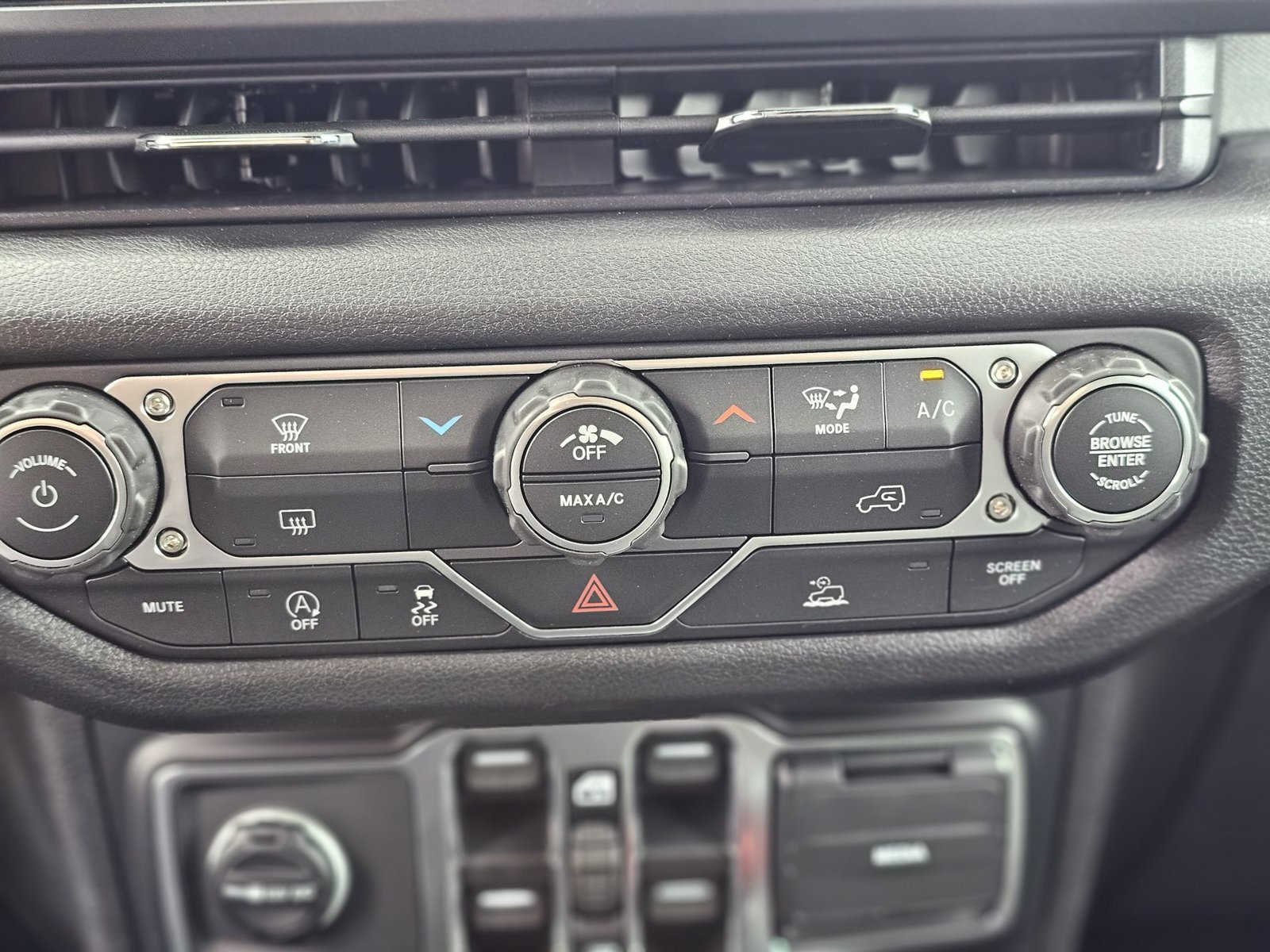 New 2026 Jeep Wrangler Unlimited Sport AWD/4WD image 25