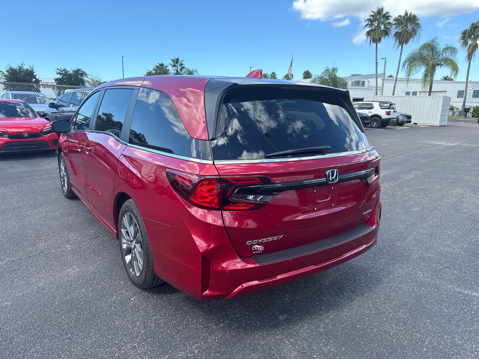 Certified 2025 Honda Odyssey Touring image 5