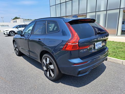 New 2025 Volvo XC60 T8 Plus w/ Climate Package image 4